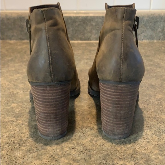 Also Ankle Booties - Picture 4 of 5